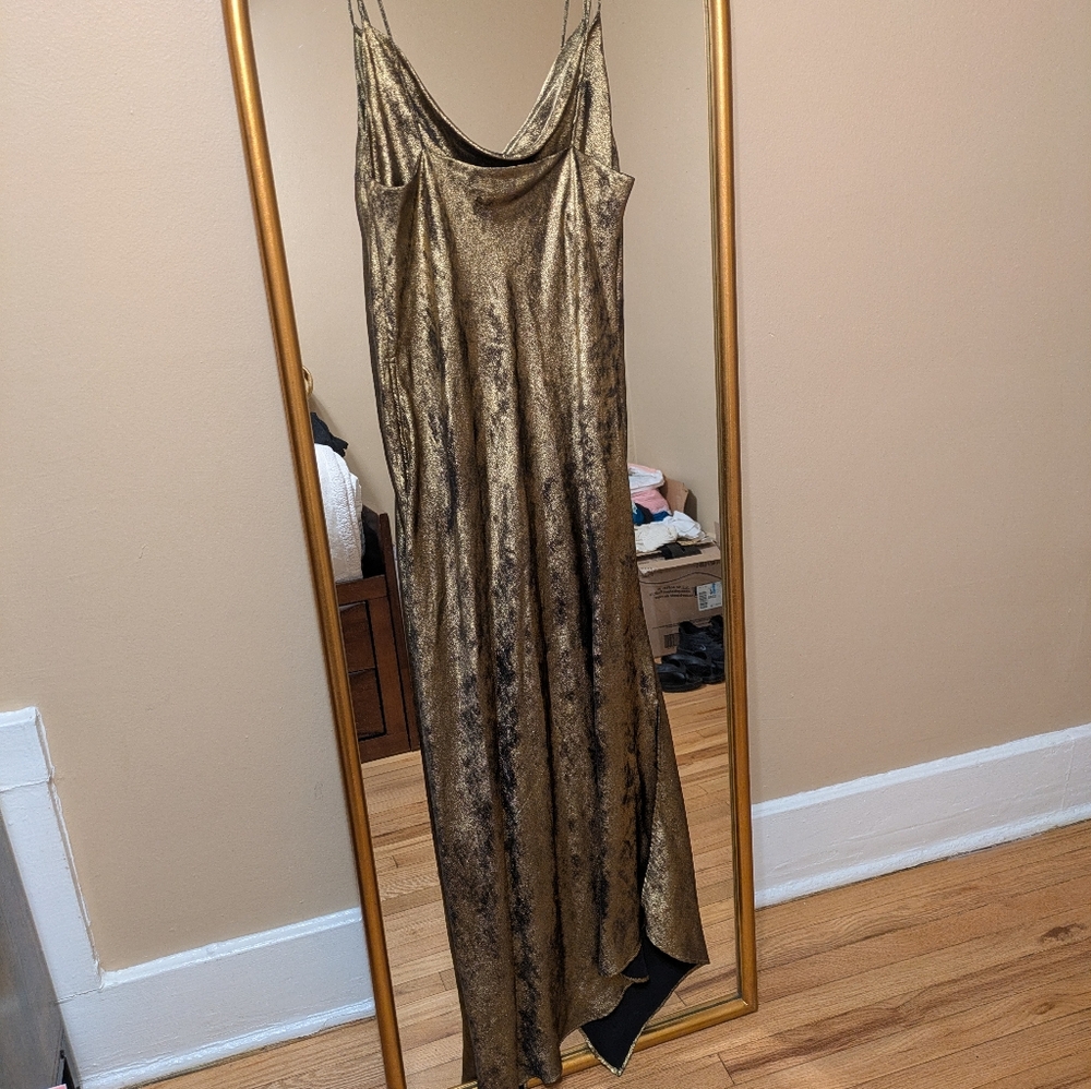 Elegant Gold Slip Dress - Picture 4 of 7